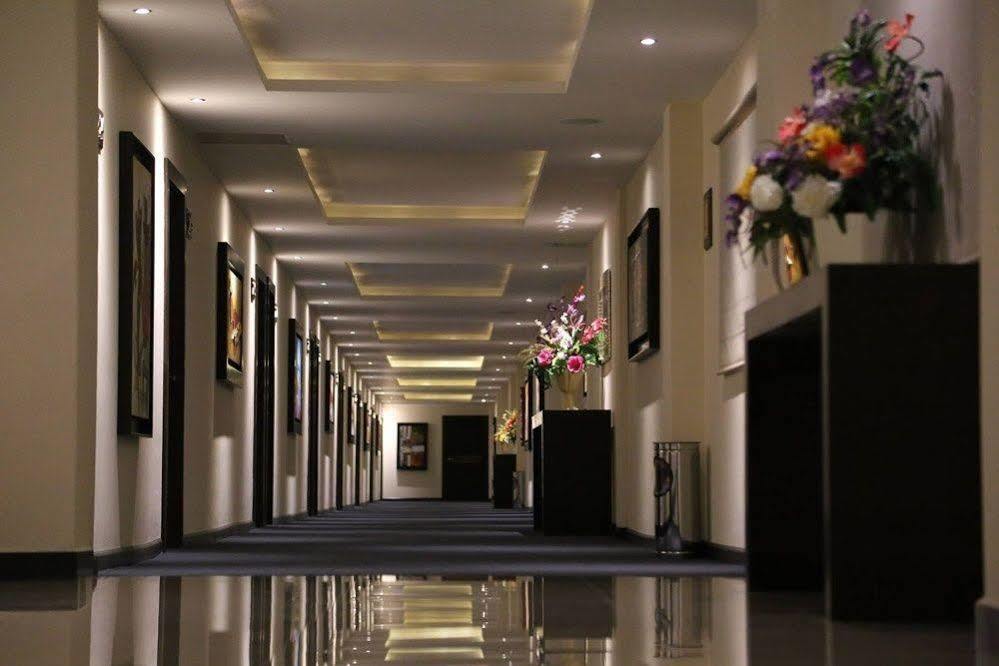 Hotel Two Select Culiacán Exterior foto