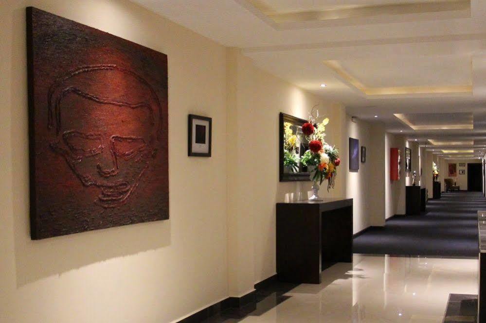 Hotel Two Select Culiacán Exterior foto